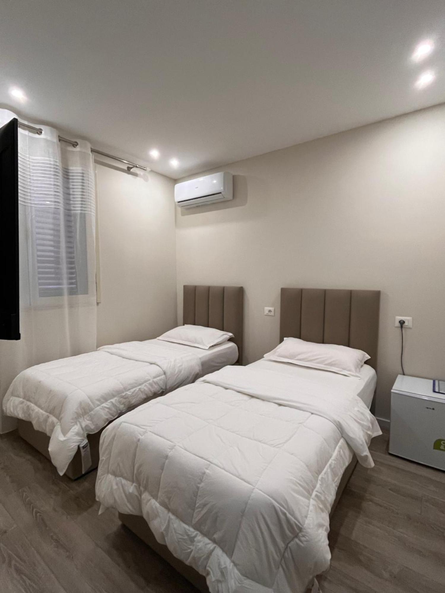 Belix Hotel Apartments, Near The Beach Дуррес Экстерьер фото