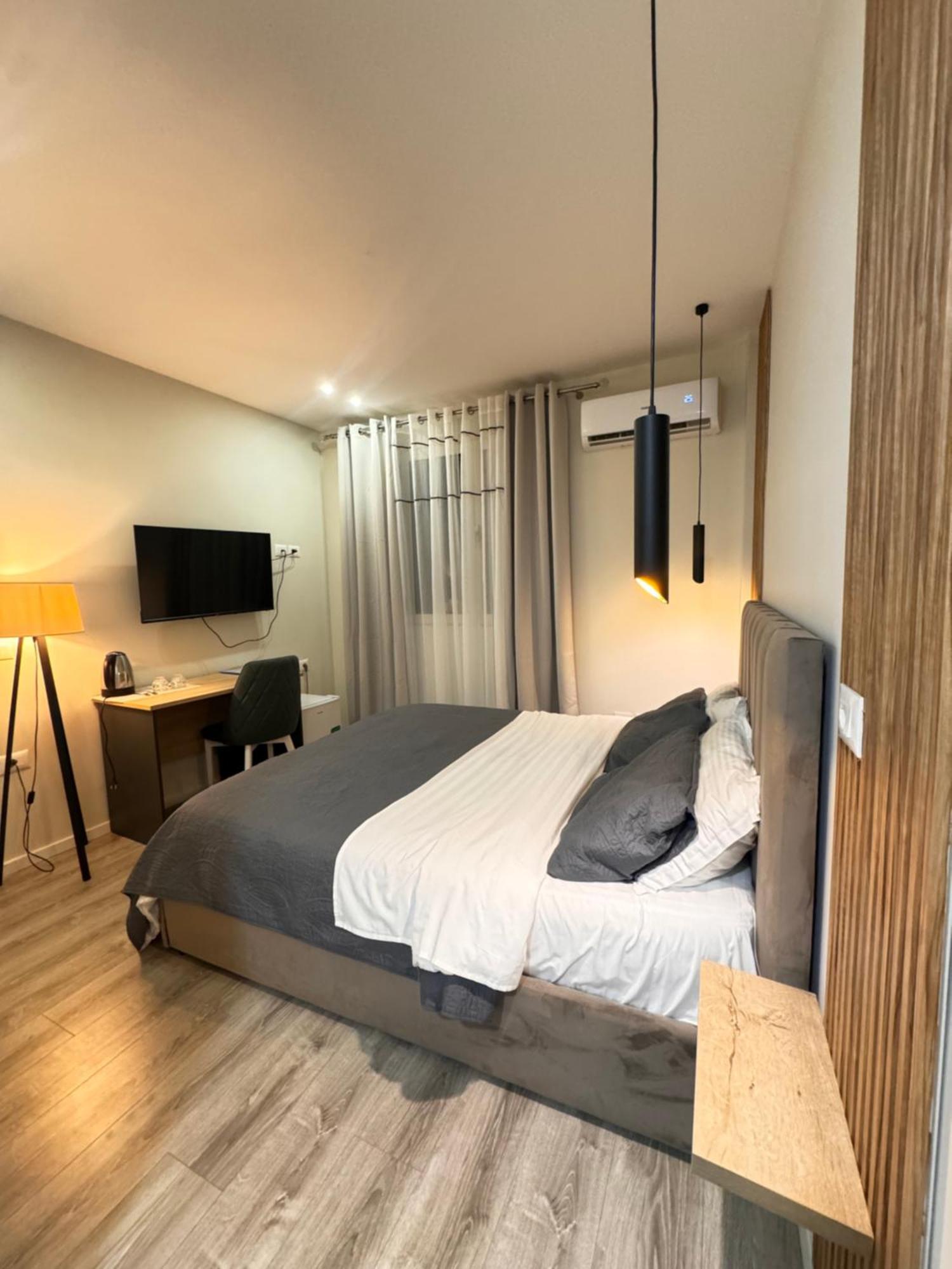 Belix Hotel Apartments, Near The Beach Дуррес Экстерьер фото